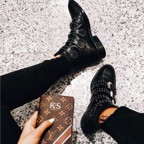 Givenchy Elegant Studded Boot 🖤 - Picture 5 of 16